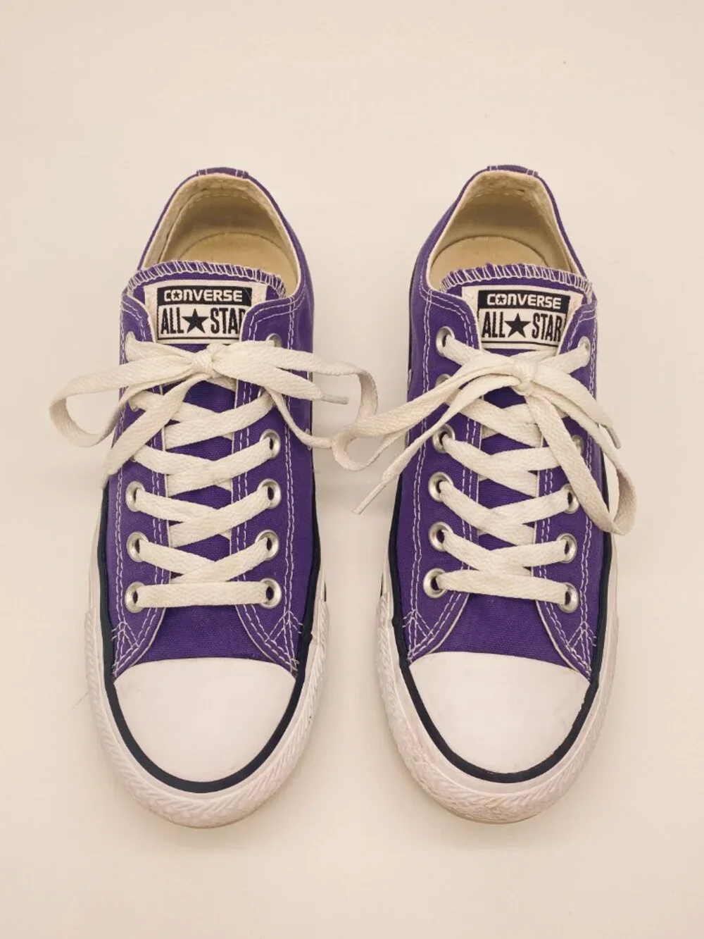 Converse Chuck Taylor All Star Men's 4.5 Women's 6.5 Low-Top-Electric Purple - Picture 3 of 9